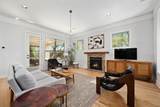 814 46th St - Photo 2