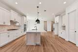 116 International - Photo 4