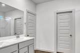 10601 Seguin St - Photo 8