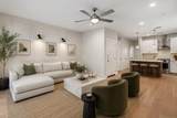 2827 Manor Rd - Photo 3