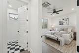 2811 Zach Scott St - Photo 19