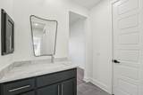 2811 Zach Scott St - Photo 32