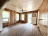 702 18th St - Photo 8