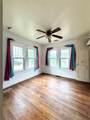 702 18th St - Photo 9