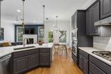 8112 Alophia Dr - Photo 13