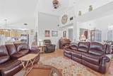 1427 Crete Ln - Photo 4
