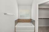322 Strawberry Blonde Dr - Photo 24