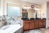 1058 Daviot Dr - Photo 19