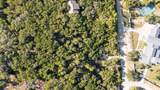 2742 Tradewind Dr - Photo 4