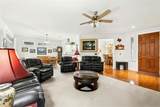 206 Scurry Pass - Photo 4