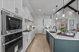 135 Kapok St - Photo 8
