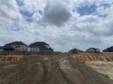 123 Kapok St - Photo 2