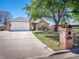 2407 Kingsbury Dr - Photo 2