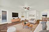 1202 Thorpe Ln - Photo 5