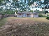 902 Riviera Cir - Photo 2