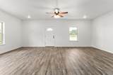 828 Elijah Ln - Photo 4
