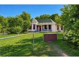 905 Walnut St - Photo 1