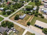 325 Bell St - Photo 2