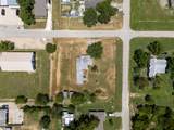 325 Bell St - Photo 3
