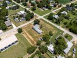 325 Bell St - Photo 4