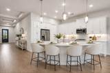 724 Dayridge Dr - Photo 3