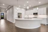 724 Dayridge Dr - Photo 4
