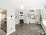 512 Eberhart Ln - Photo 4
