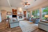 201 Shady Oaks Trl - Photo 10