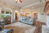 201 Shady Oaks Trl - Photo 12
