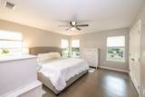 1318 Neuman St - Photo 12
