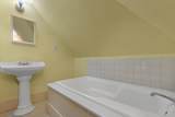 710 Gresham St - Photo 22