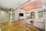 10024 Circleview Dr - Photo 12