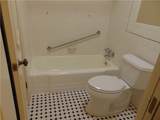 2516 Enfield Rd - Photo 14