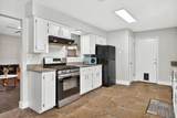 12212 Mustang Dr - Photo 10