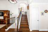 9442 Spring Hollow Dr - Photo 18
