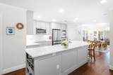 9442 Spring Hollow Dr - Photo 3