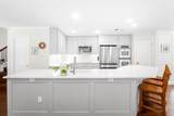 9442 Spring Hollow Dr - Photo 4