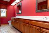301 Greenleaf Dr - Photo 15