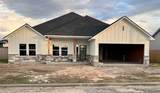 320 Cactus St - Photo 1