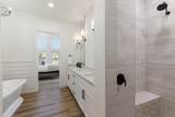 241 Lazy Oaks Ln - Photo 18
