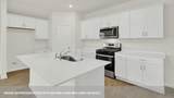 321 Yellowstone Dr - Photo 10