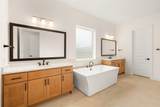 14302 Blooming Meadow Dr - Photo 15