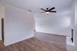 304 John Nance Garner Cir - Photo 17