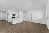 211 Las Lomas Dr - Photo 14