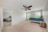 913 Whitley Dr - Photo 19