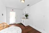 1512 Koenig Ln - Photo 11
