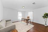 1512 Koenig Ln - Photo 5