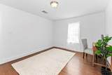 1512 Koenig Ln - Photo 9