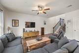 1101 Parmer Ln - Photo 8