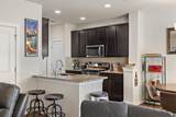1101 Parmer Ln - Photo 9